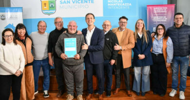 🏡 Más de 100 familias de San Vicente recibieron la escritura de su vivienda: derecho garantizado